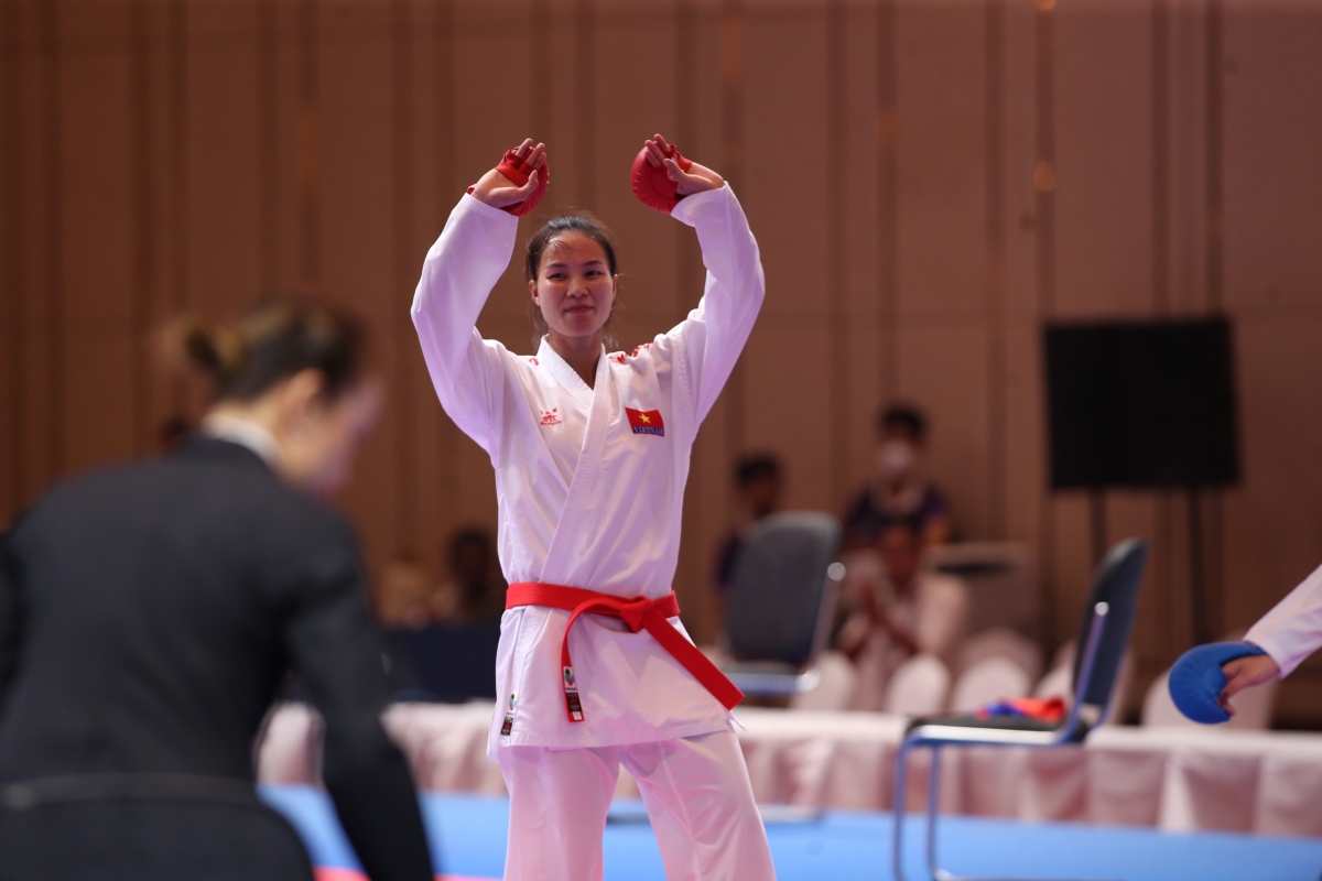 "Mỏ vàng'' Karate liên tục báo tin vui tại SEA Games 32