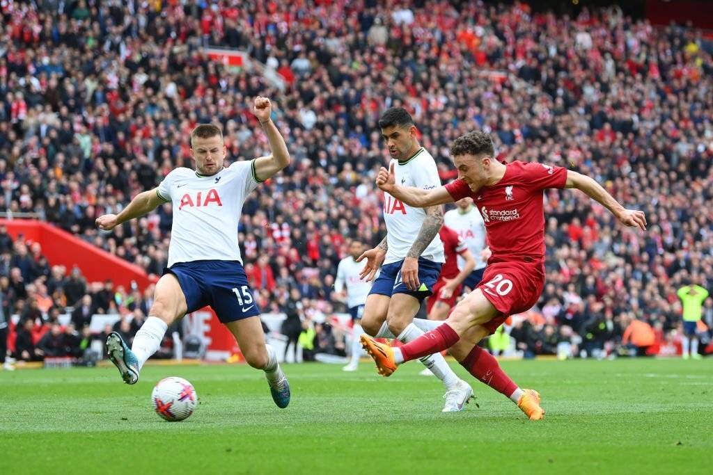 Liverpool đánh bại Tottenham trong màn rượt đuổi siêu kịch tính