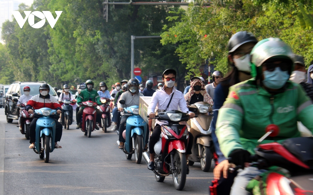 Thời tiết ngày 7/5: Hà Nội ngày nắng nóng, chiều tối và đêm có mưa