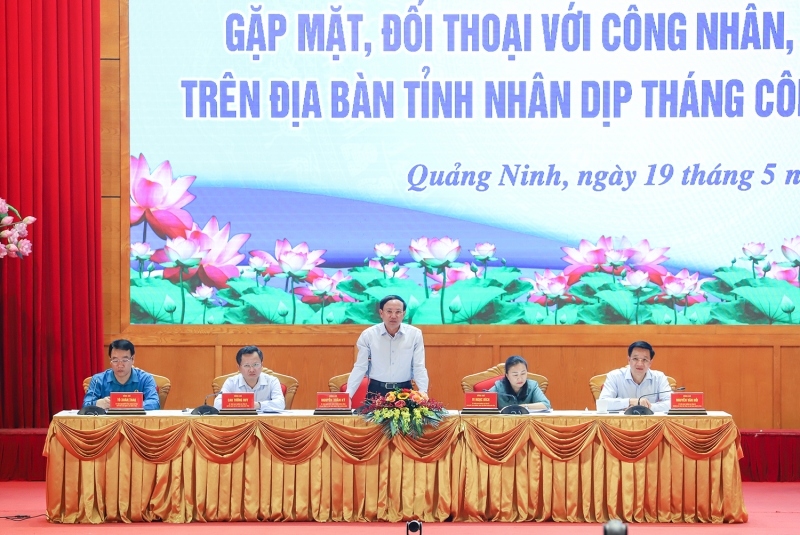 Lãnh đạo tỉnh Quảng Ninh đối thoại với công nhân lao động
