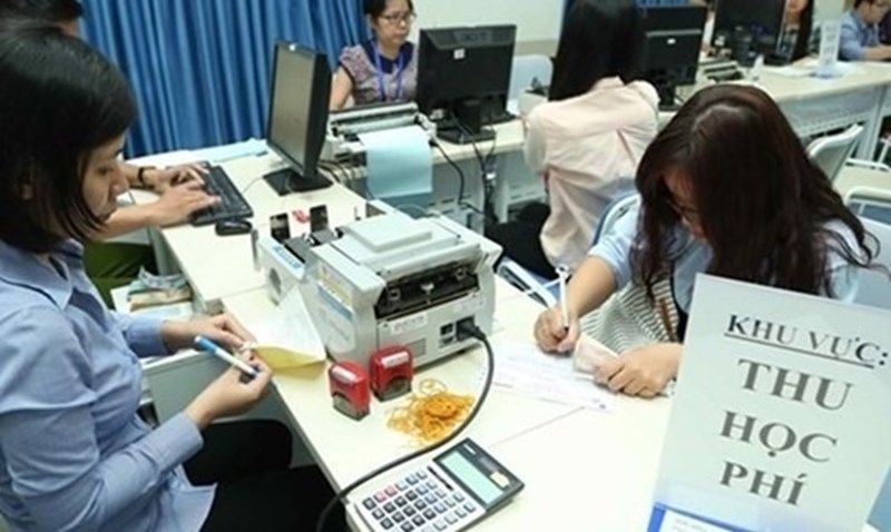 Hà Nội ngừng hỗ trợ, thu học phí ở mức thấp nhất theo quy định của Chính phủ