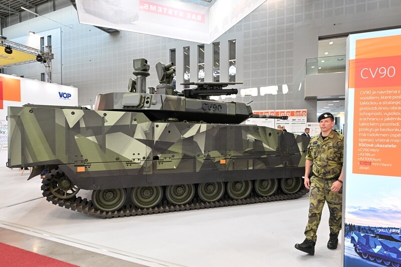 Chính phủ Séc duyệt mua gần 250 xe chiến đấu bộ binh từ Thụy Điển