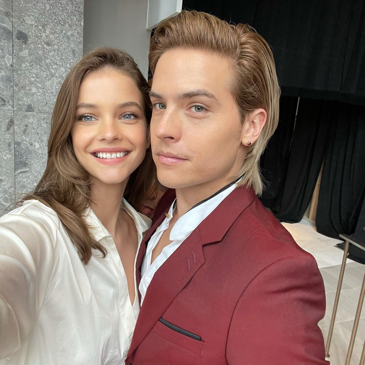 Dylan Sprouse và bạn gái Barbara Palvin đính hôn sau 5 năm hẹn hò