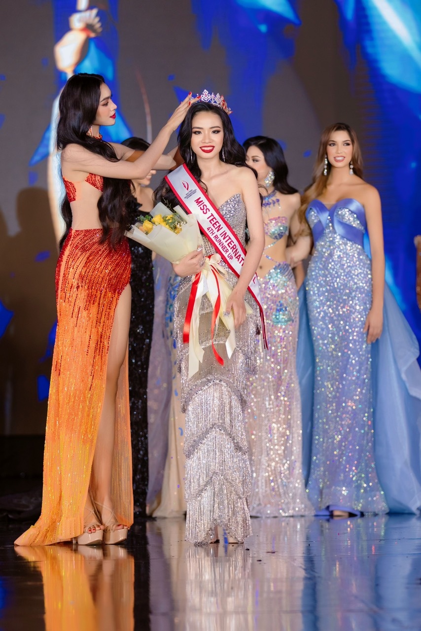 Đại diện Việt Nam đoạt giải Á hậu 4 Miss Teen International 2023