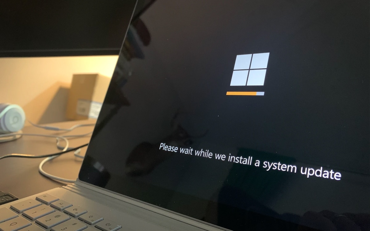 Microsoft ngừng hỗ trợ dịch vụ cho Windows 10 21H2