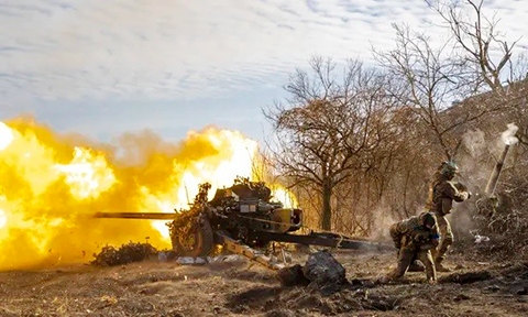 Ukraine tấn công các mục tiêu quân sự của Nga, kiểm soát một ngôi làng tại Donetsk