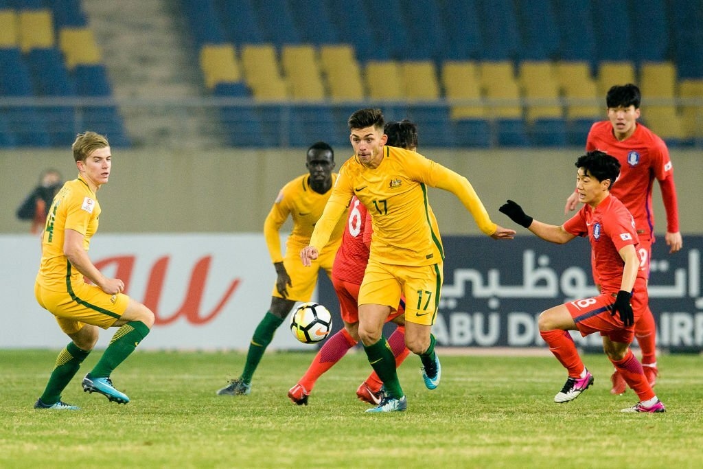 Chuyển nhượng V-League 2023: Đà Nẵng mua cầu thủ Australia, Quang Hải ra mắt CAHN