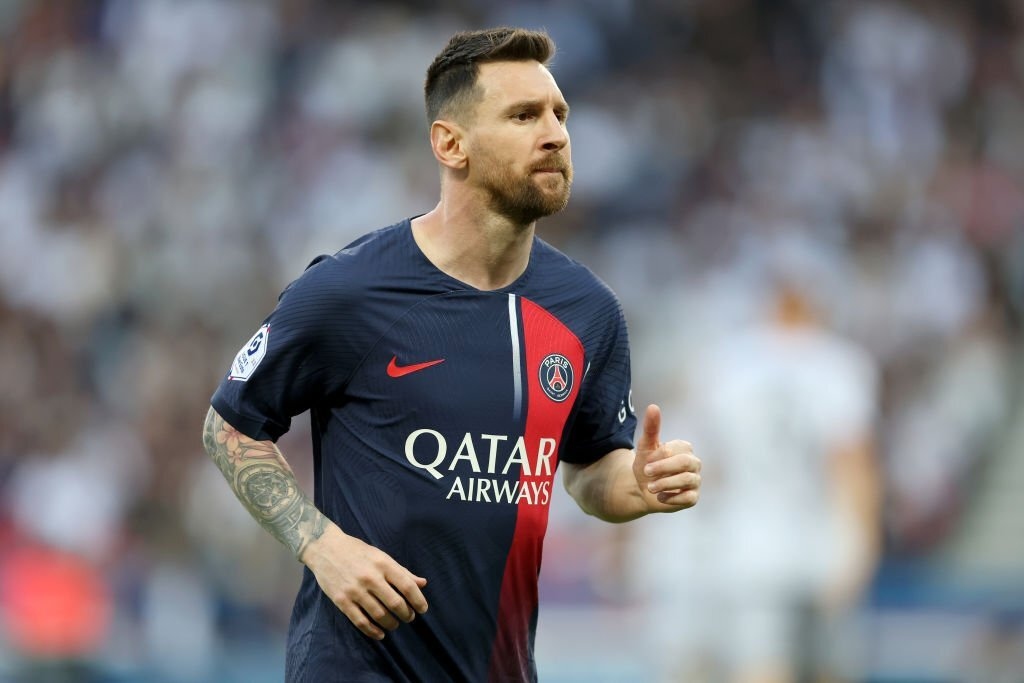 PSG thua muối mặt trong ngày chia tay Messi, Ramos