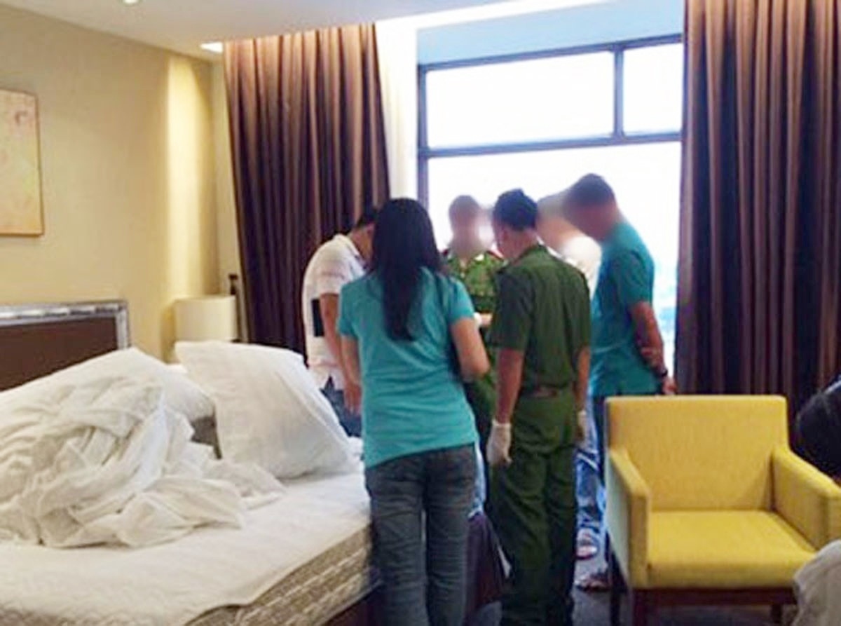 Điều tra vụ sát hại người tình trong nhà nghỉ ở Hà Nội