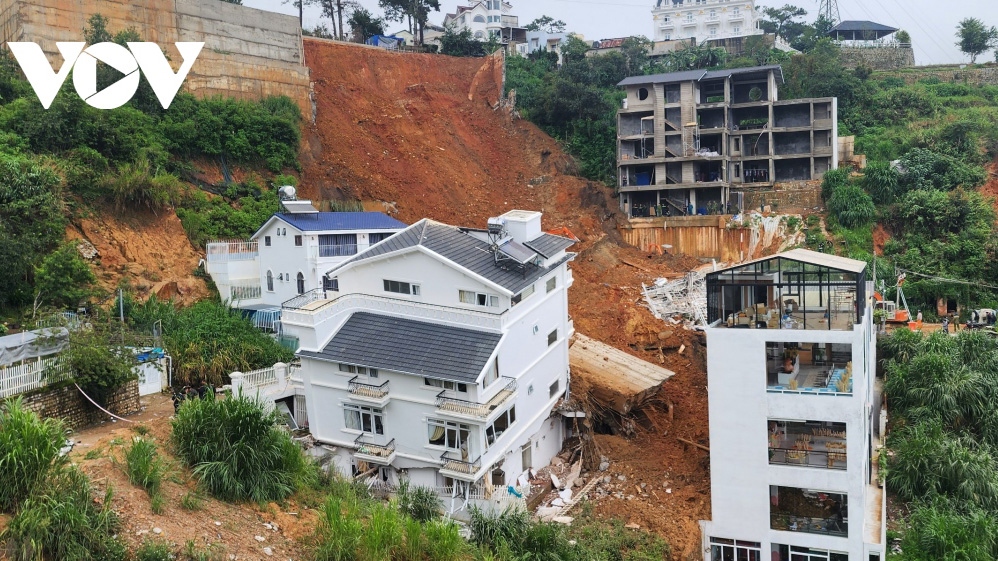 Thủ tướng chỉ đạo tập trung khắc phục nhanh hậu quả vụ sạt lở đất ở Lâm Đồng