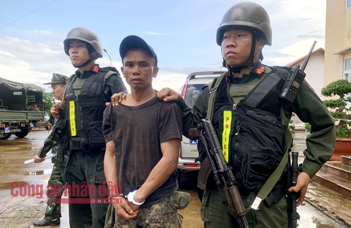 Vụ trụ sở xã ở Đắk Lắk bị tấn công: Thêm một đối tượng ra tự thú