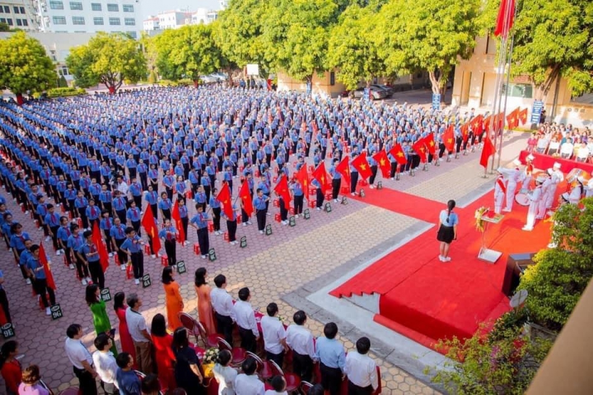Một trường THCS ở Nghệ An tuyển thẳng 35 học sinh có trình độ IELTS từ 5.0