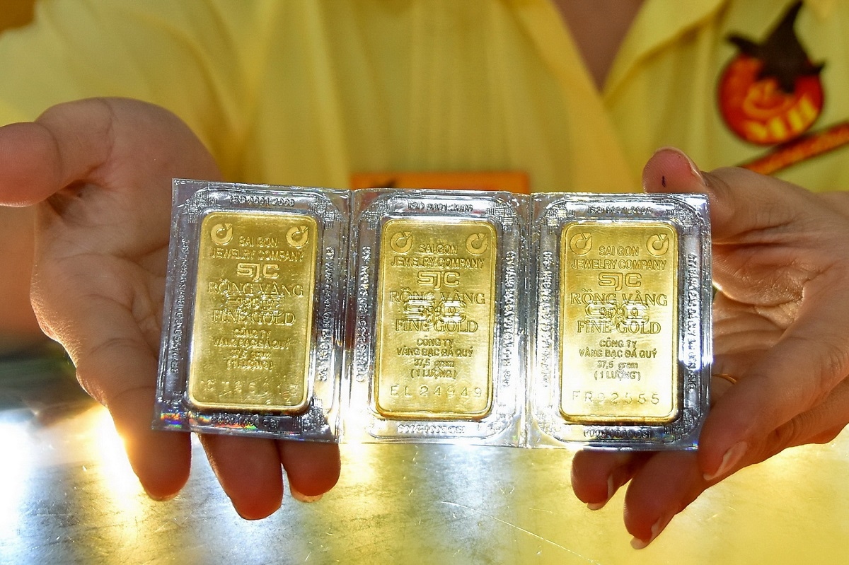 Giá vàng SJC cao hơn giá thế giới 11,32 triệu đồng/lượng