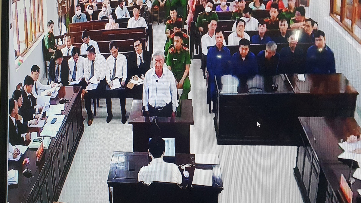 Tòa trả hồ sơ để điều tra bổ sung vụ 13 bị cáo sai phạm đất đai tại Đồng Nai