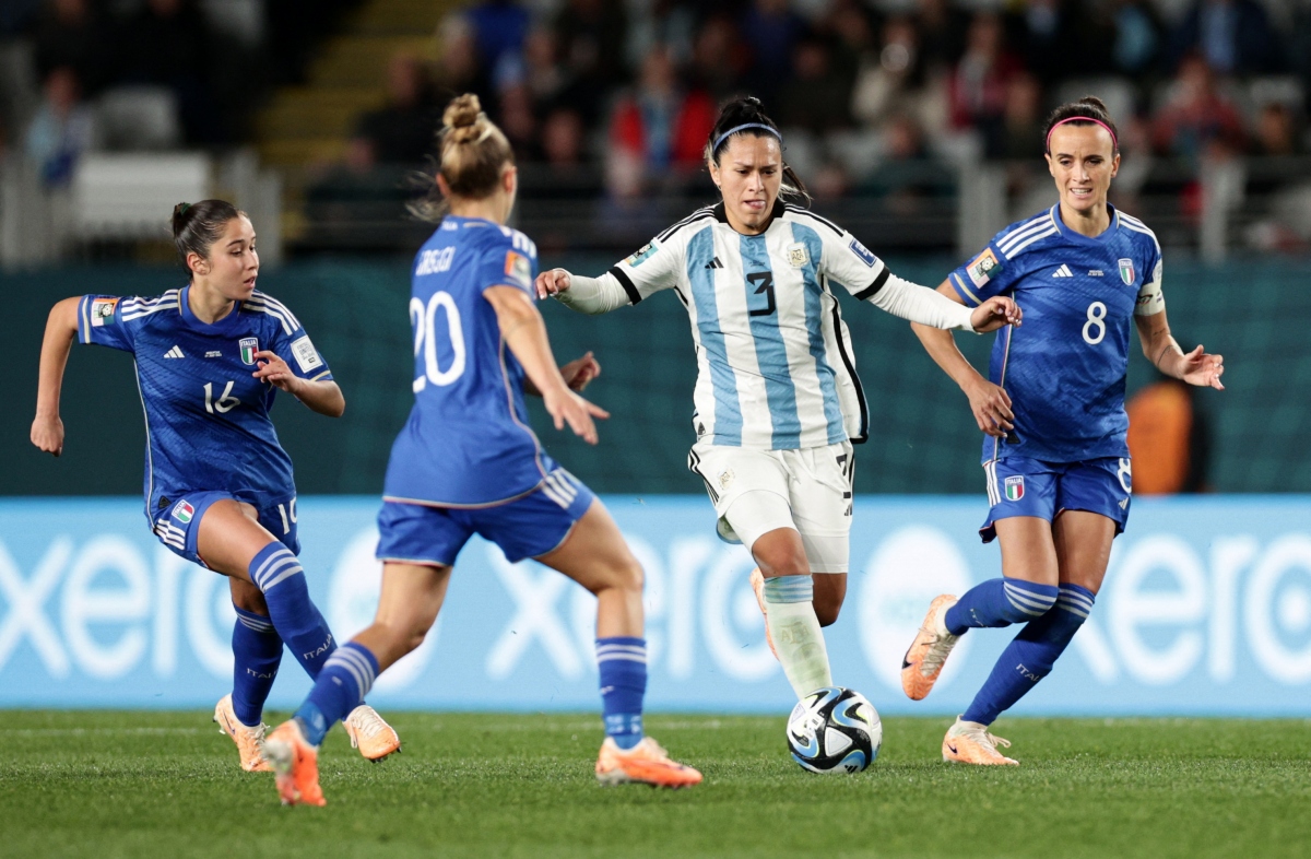 Hai lần bị VAR từ chối bàn thắng, ĐT nữ Italia thắng nhọc ĐT nữ Argentina