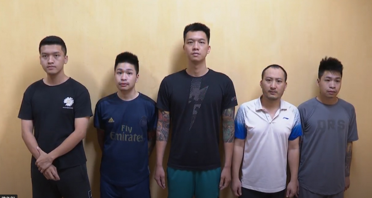 Triệt phá đường dây cá độ bóng đá ở Hà Nội, bắt giữ 5 đối tượng
