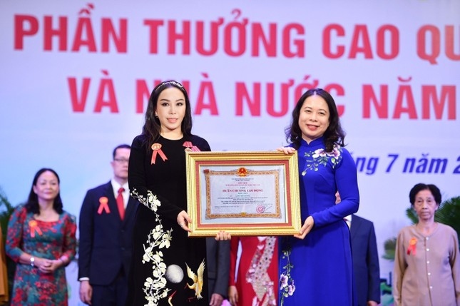 Phó Chủ tịch Tập đoàn KN Holdings được tặng Huân chương Lao động hạng Nhất