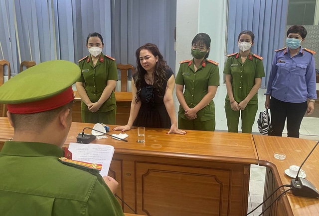 Tiếp tục đề nghị truy tố Nguyễn Phương Hằng theo Điều 331 Bộ luật Hình sự