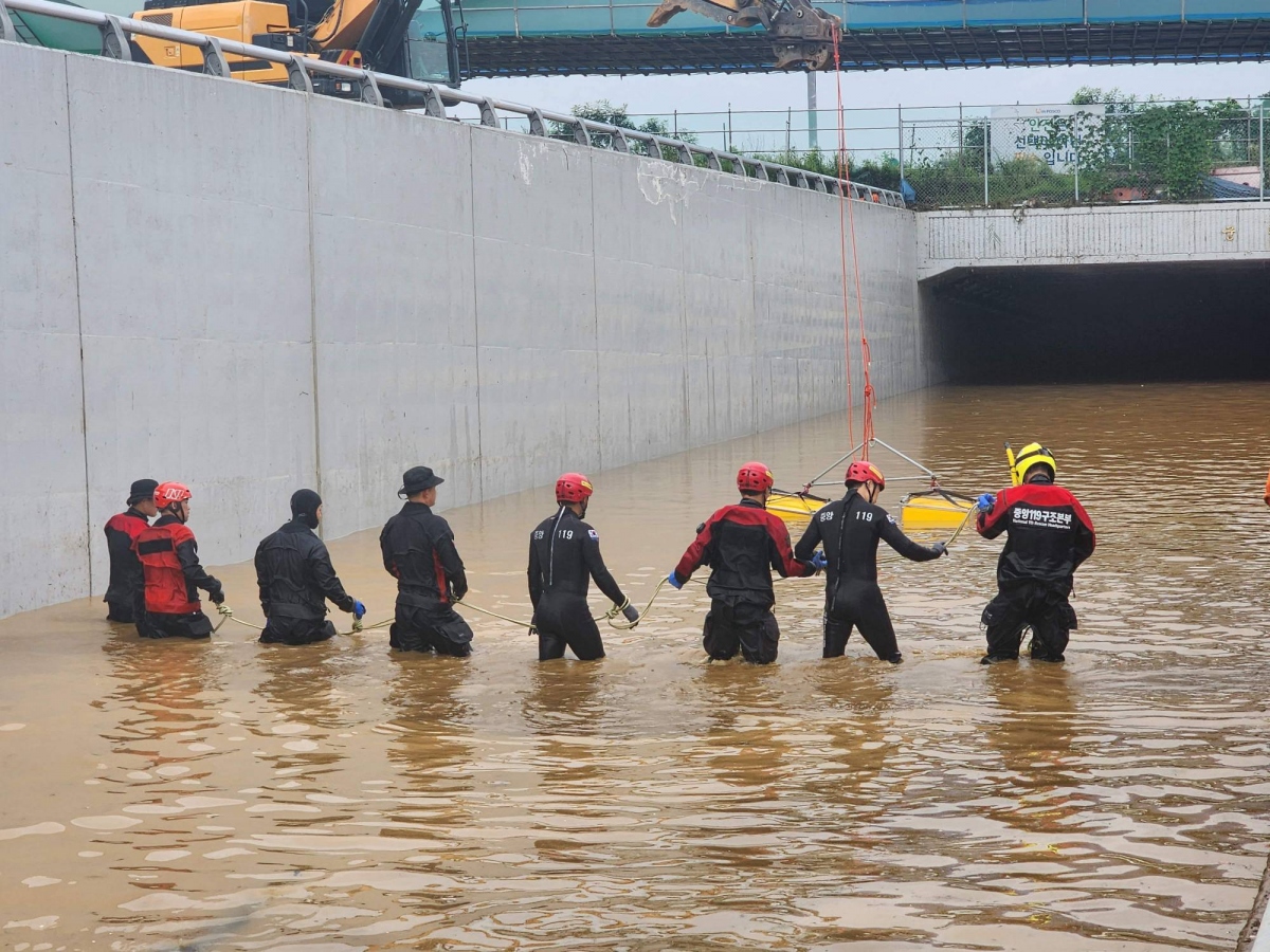 Ít nhất 31 người thiệt mạng do mưa lớn ở Hàn Quốc