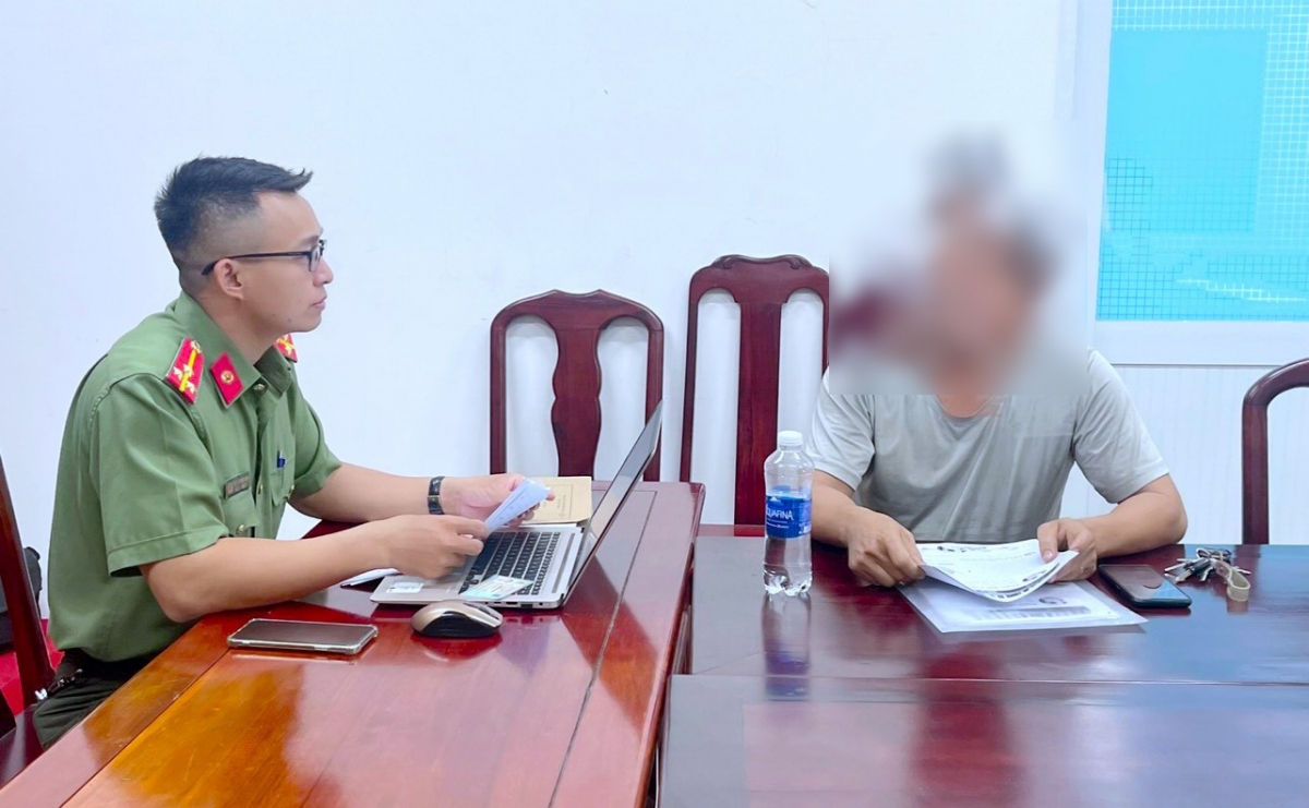 Hai người đàn ông ở Đồng Nai mất tiền tỷ vì "sập bẫy" tội phạm công nghệ cao