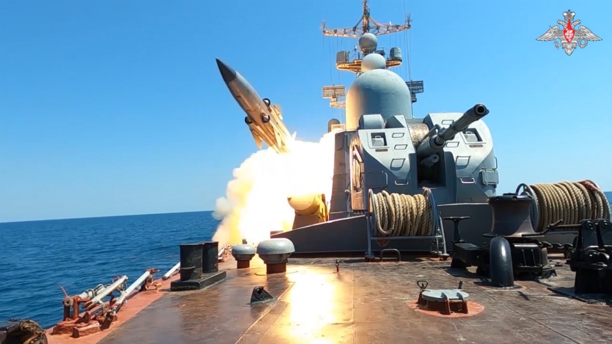 Nga tập trận phóng tên lửa trên Biển Đen