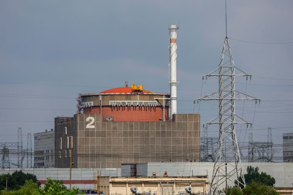 Ukraine nói Nga rút bớt lực lượng khỏi nhà máy điện hạt nhân Zaporizhzhia