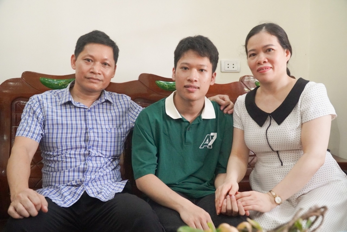 Thủ khoa khối B ở Thanh Hóa mong trở thành bác sĩ theo truyền thống gia đình