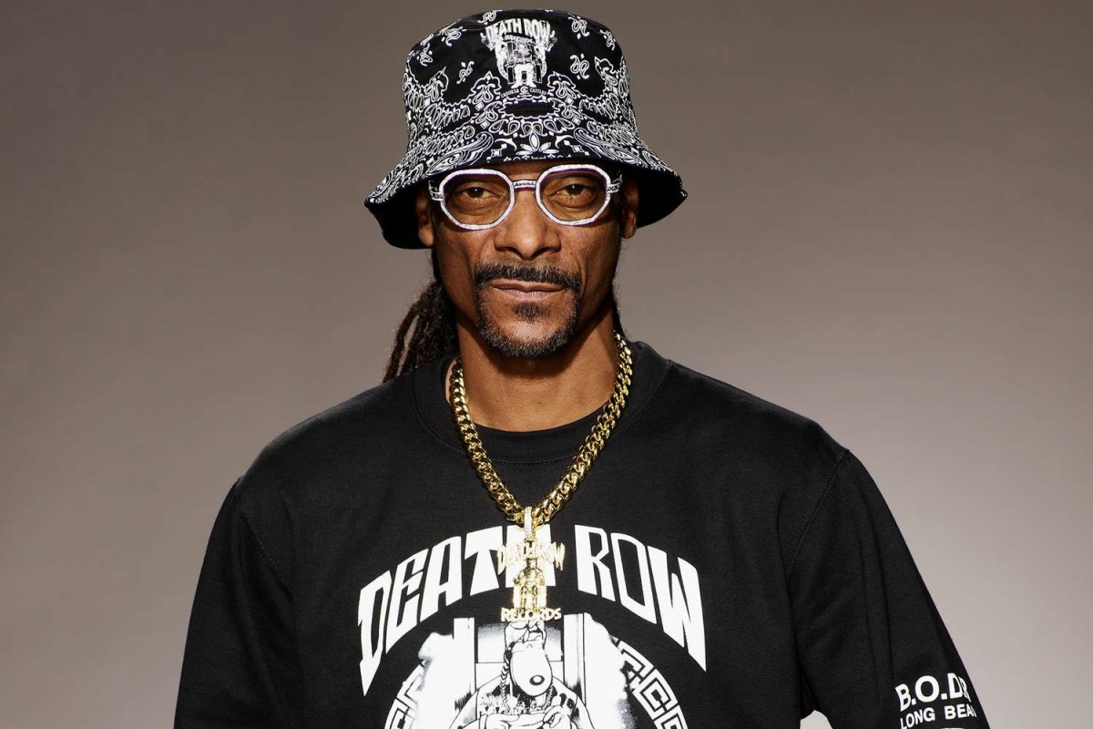 Rapper Snoop Dogg từng nuôi gián làm thú cưng trong nửa năm