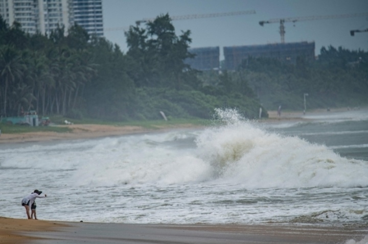 Trung Quốc ban bố cảnh báo đỏ khi bão Talim đổ bộ lần 2 vào Quảng Tây