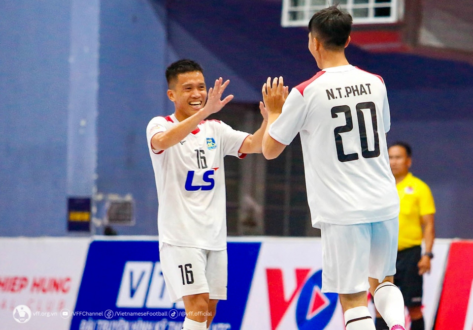 Bảng xếp hạng Futsal HDBank VĐQG 2023: Thái Sơn Nam chờ ngày nâng cúp