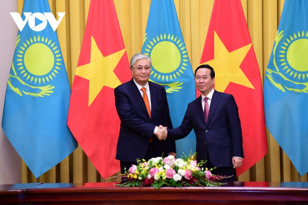 Thông cáo báo chí chung kết quả chuyến thăm Việt Nam của Tổng thống Kazakhstan