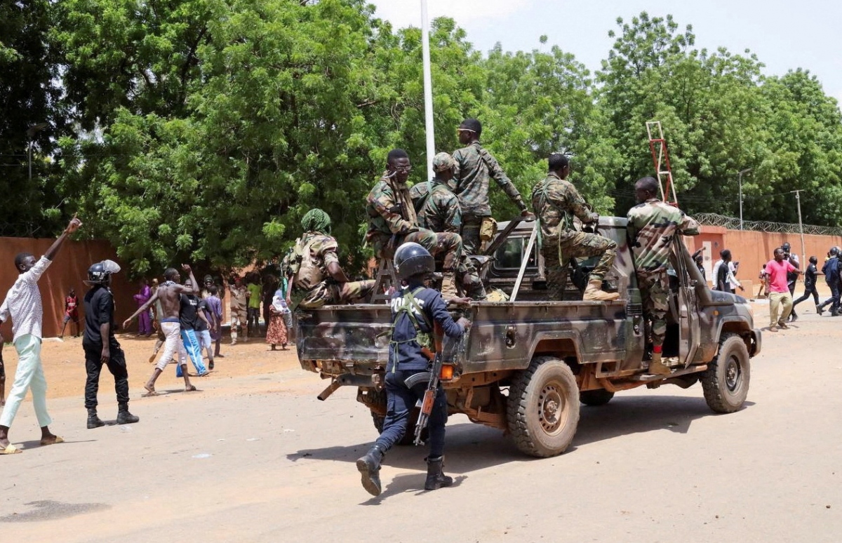 Đảo chính tại Niger: Can thiệp quân sự là giải pháp cuối cùng của ECOWAS
