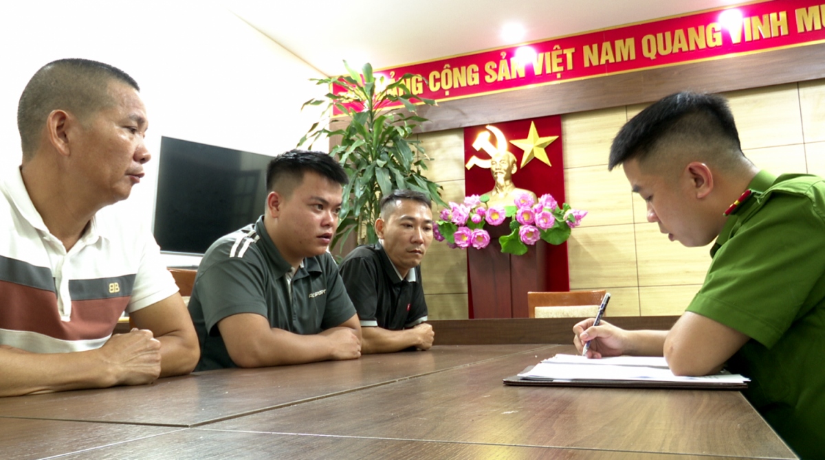 Khởi tố bị can 3 đối tượng hành hung lái xe khách ở Quảng Ninh