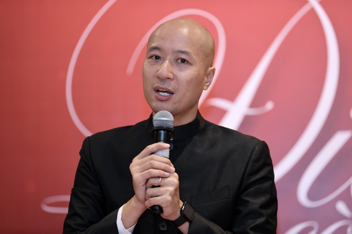 Nhạc trưởng Đồng Quang Vinh chỉ huy chương trình hòa nhạc "Điều còn mãi" 2023