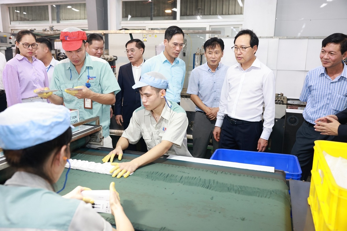 Samsung Việt Nam tổng kết Dự án hỗ trợ phát triển nhà máy thông minh đợt 1/2023