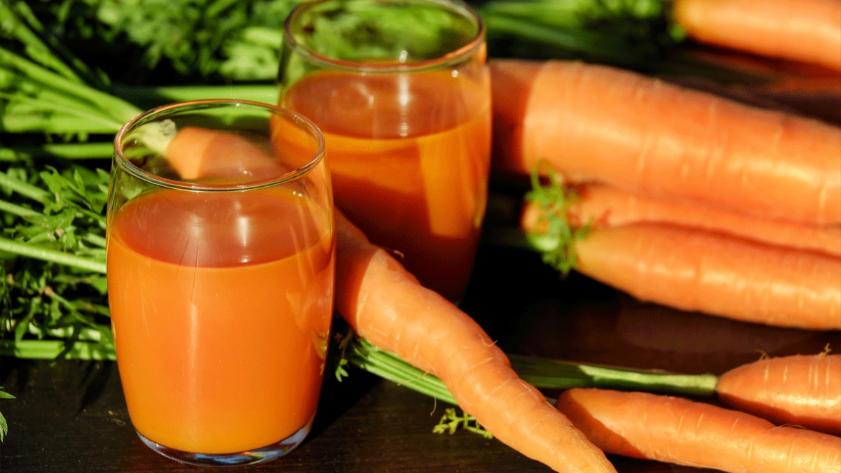 Uống nước ép cà rốt có lợi gì đối với sức khỏe?