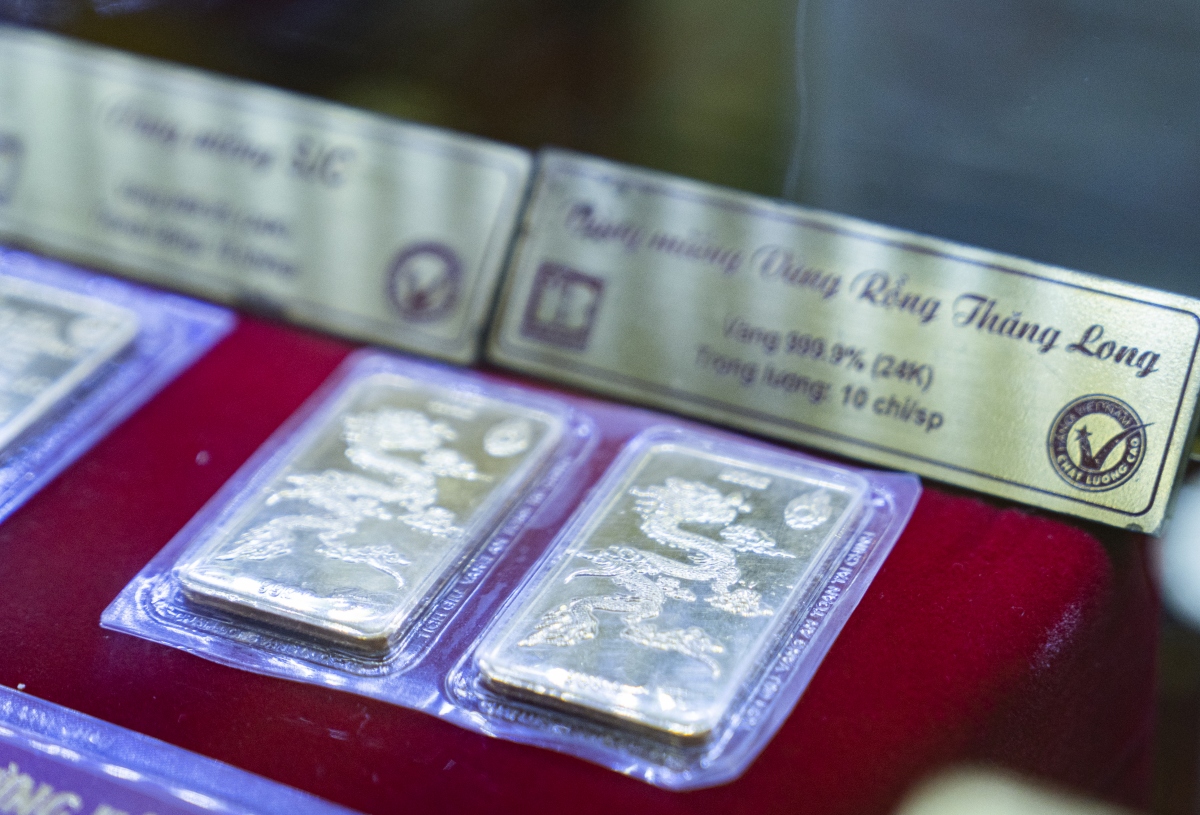 Giá vàng hôm nay 12/8: Vàng SJC đứng yên ở mốc 67,5 triệu đồng/lượng