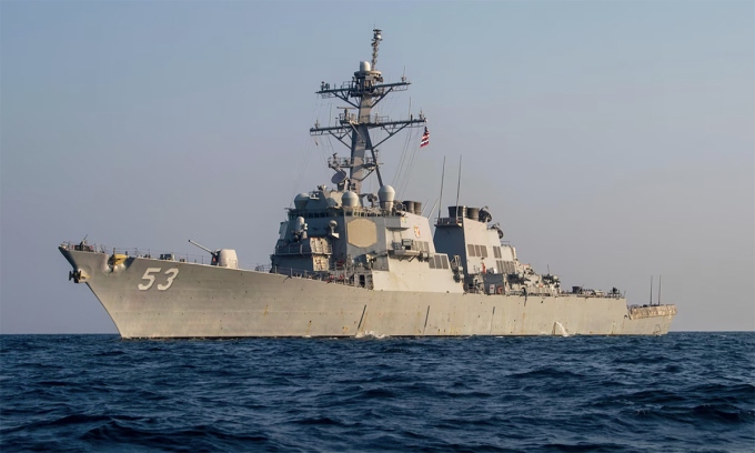 Mỹ cấp tập điều chiến hạm tới vùng Vịnh