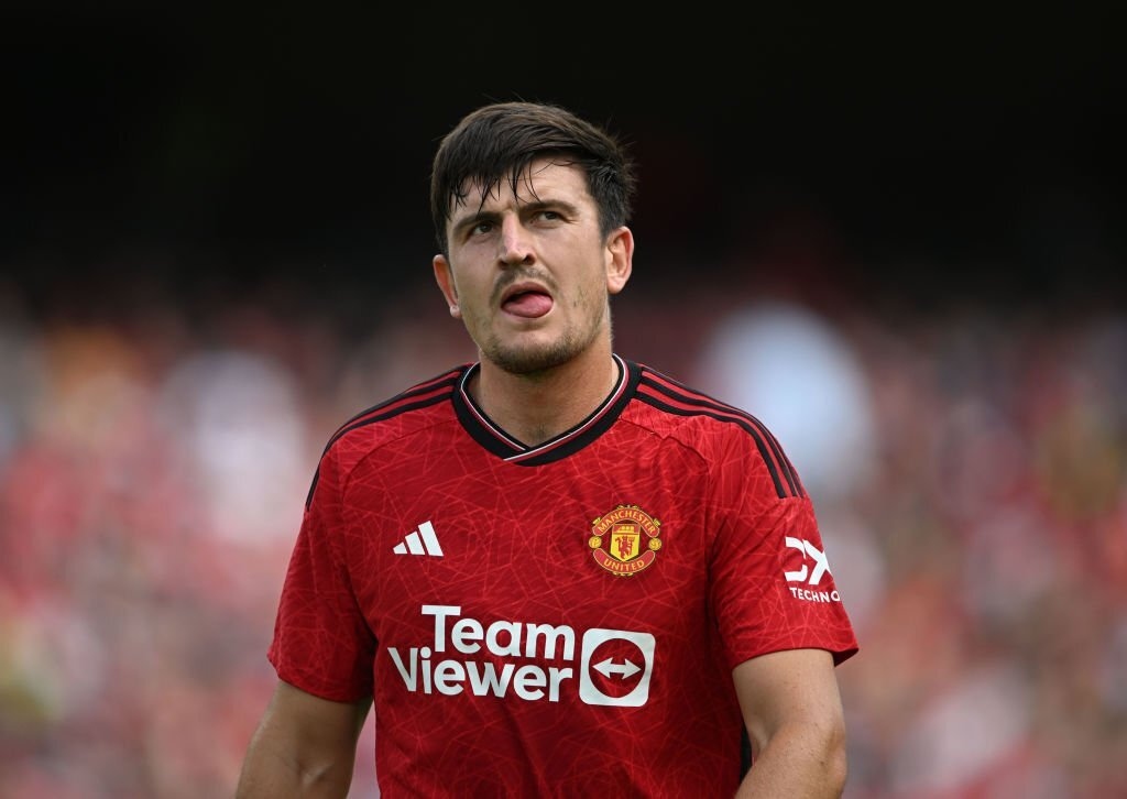 Harry Maguire lập công chuộc tội, MU thoát thua Athletic Bilbao