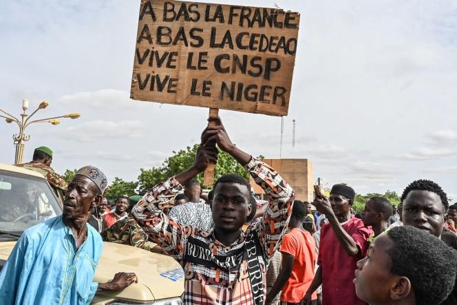 Pháp bác bỏ các cáo buộc của phe đảo chính tại Niger