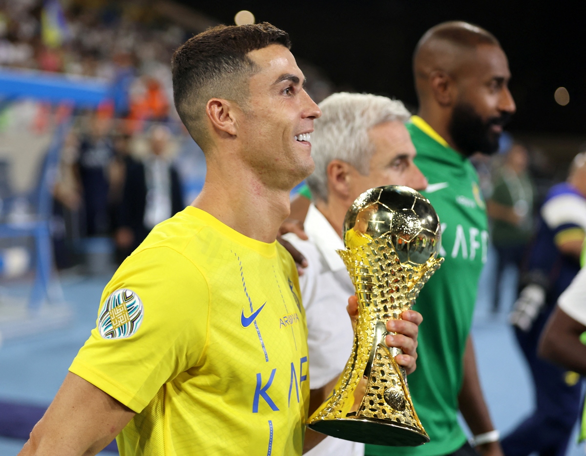 Ronaldo phấn khích khi vô địch Arab Club Champions Cup