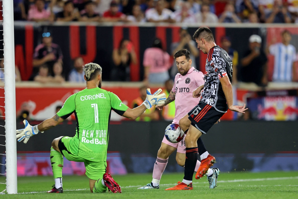 Messi ra mắt hoàn hảo ở giải đấu MLS