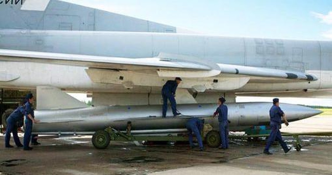 Ukraine thừa nhận bất lực trước loại tên lửa “sát thủ” của Nga