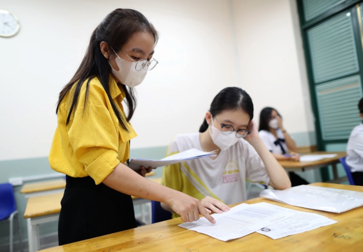 Vì sao gần 2.500 giáo viên Hà Nội đồng loạt kiến nghị bỏ thi thăng hạng?