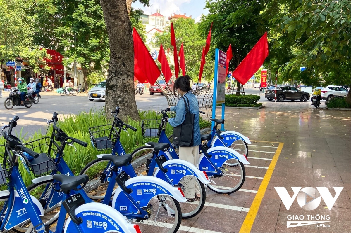 Dịch vụ xe đạp công cộng tại Hà Nội được đánh giá thế nào sau 1 tuần?