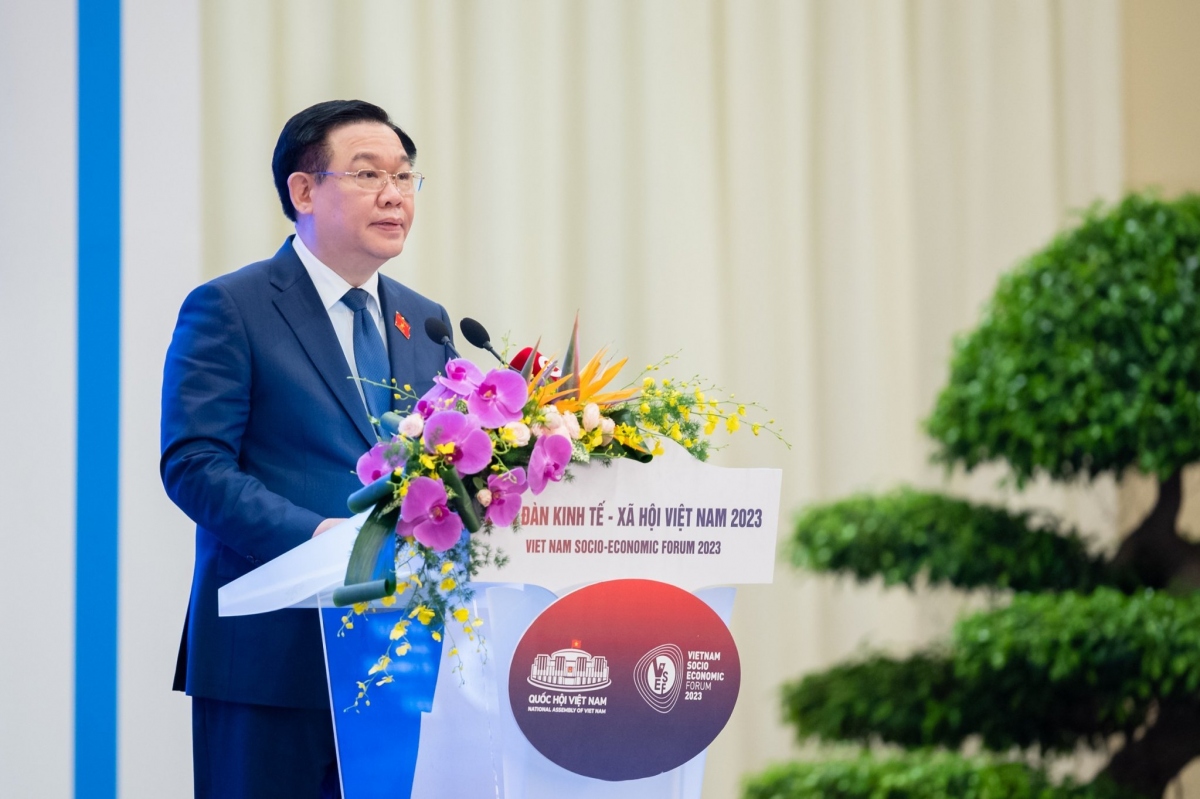 Chủ tịch Quốc hội: Việt Nam cần tập trung phát huy tối đa “nội lực”