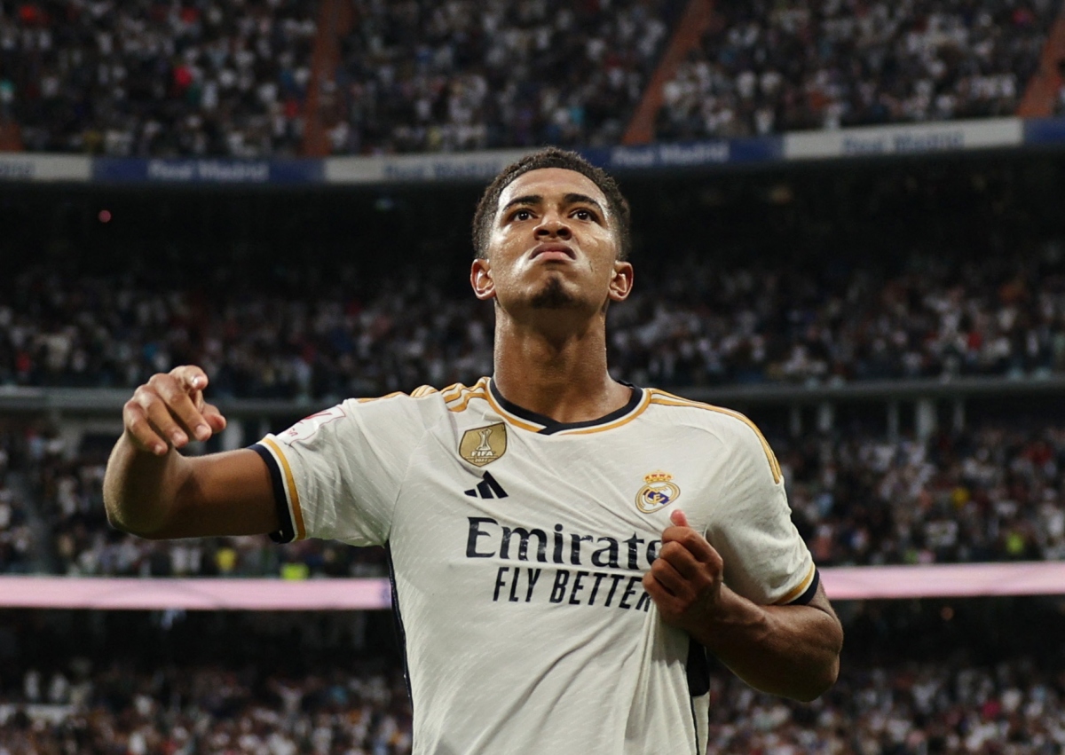 Giải cứu Real Madrid, Bellingham cân bằng thành tích của Ronaldo