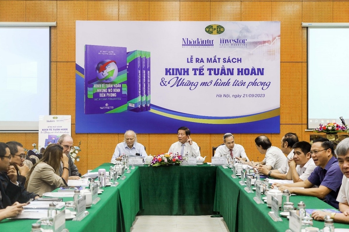 Ra mắt sách “Kinh tế tuần hoàn và những mô hình tiên phong”