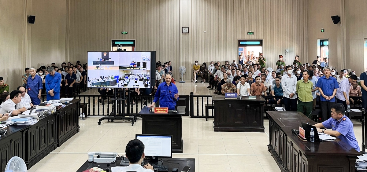 Bán đất trái thẩm quyền, xóa tư cách Chủ tịch huyện Yên Phong, Bắc Ninh