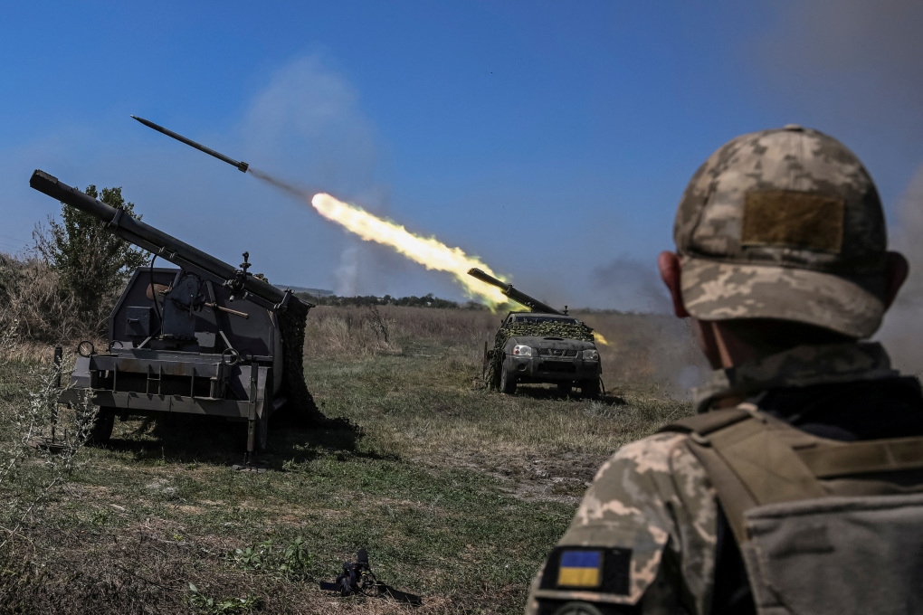 Quan chức NATO nói Ukraine tiến được khoảng 100m mỗi ngày